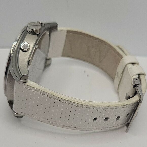 Armani Exchange AX2071 Men's White Leather Analog Dial Quartz Wrist Watch BC499 - Picture 8 of 10
